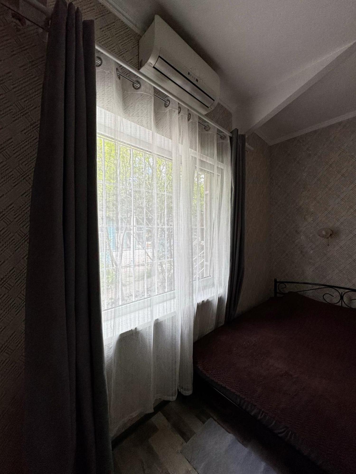 French Apartment In Odessa 外观 照片